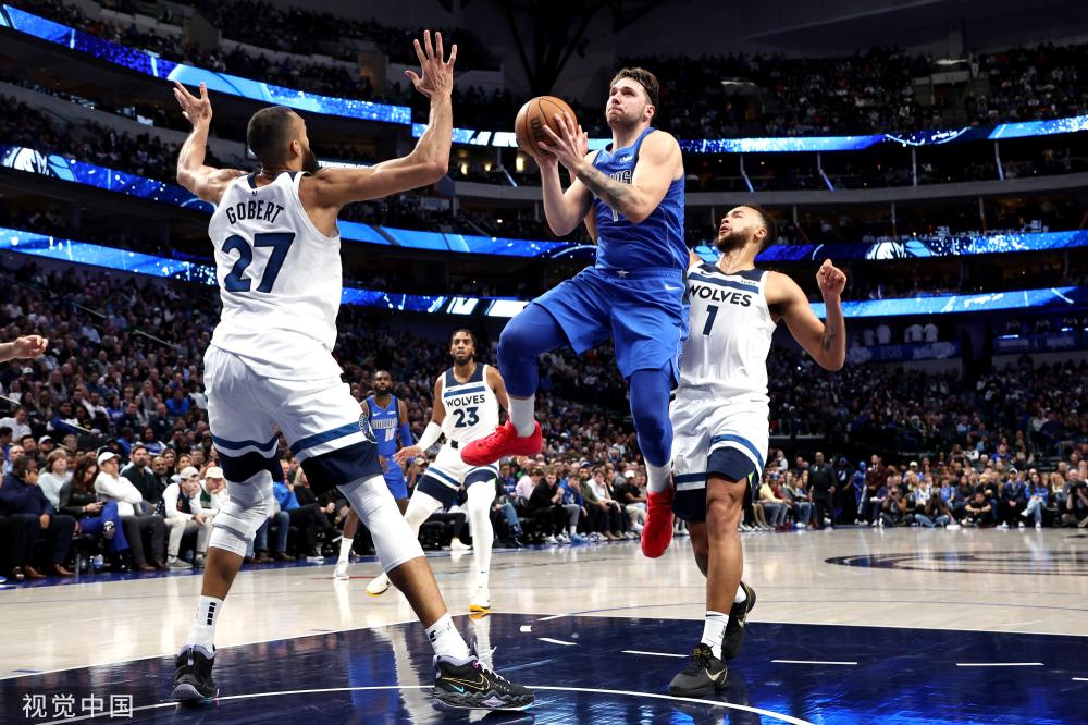 大赛中屡创 大赛中屡创